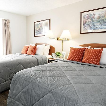 Intown Suites Extended Stay Louisville Ky - Wattbourne Lane ภายนอก รูปภาพ
