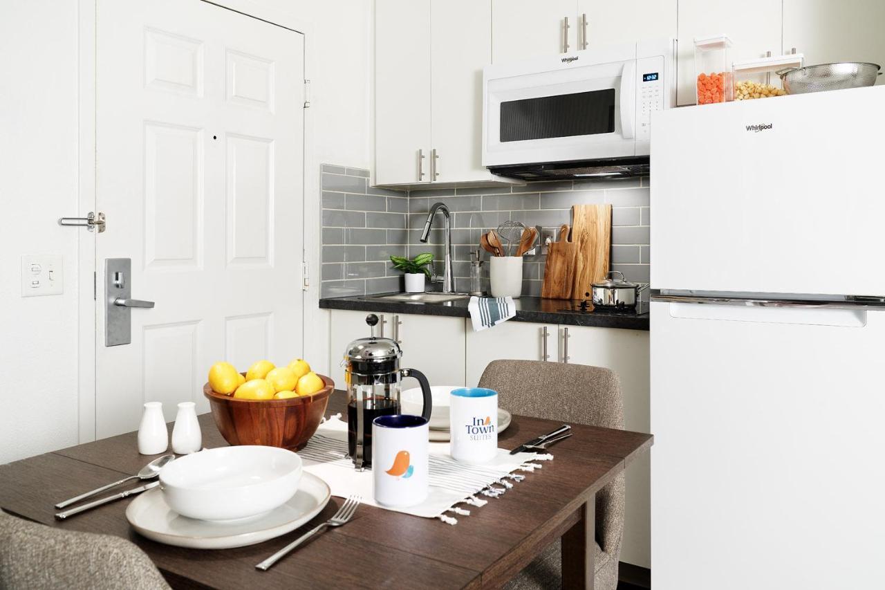 Intown Suites Extended Stay Louisville Ky - Wattbourne Lane ภายนอก รูปภาพ